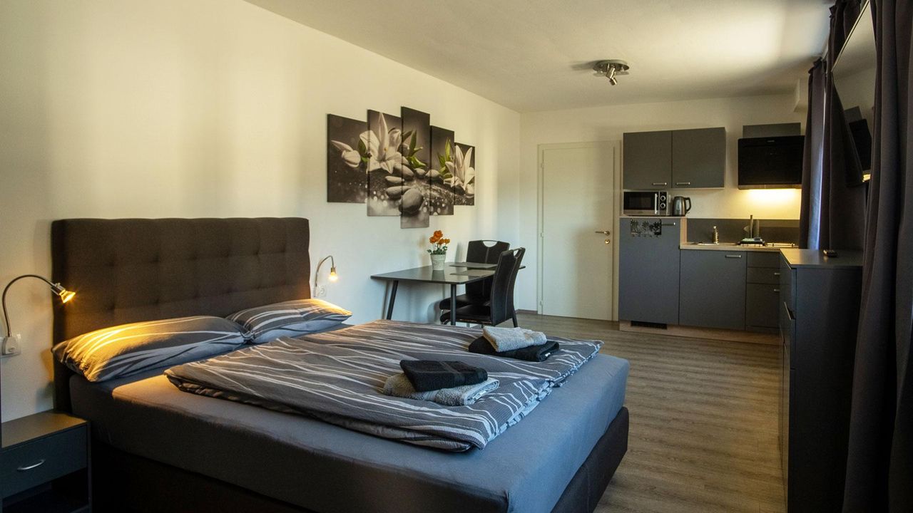 Apartment 1c Apartment 1c